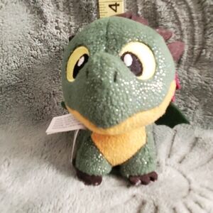 Spin Master How To Train Your Dragon Green Glitter Galewind 3" Mystery Egg Plush